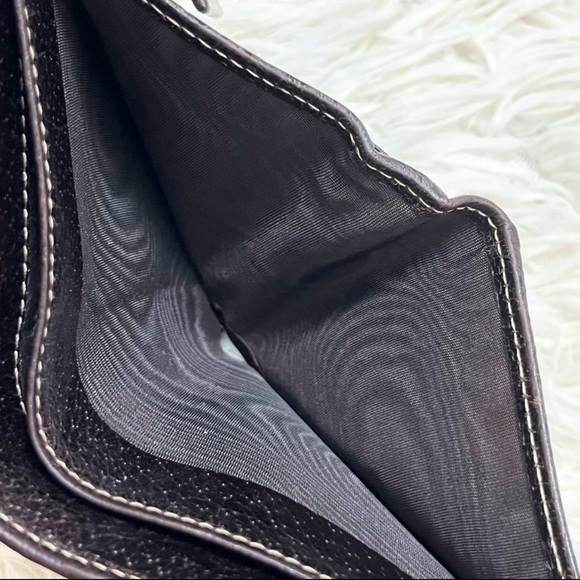 Gucci Limited Edition Monogram Canvas Mushroom Wallet - Picture 13 of 15